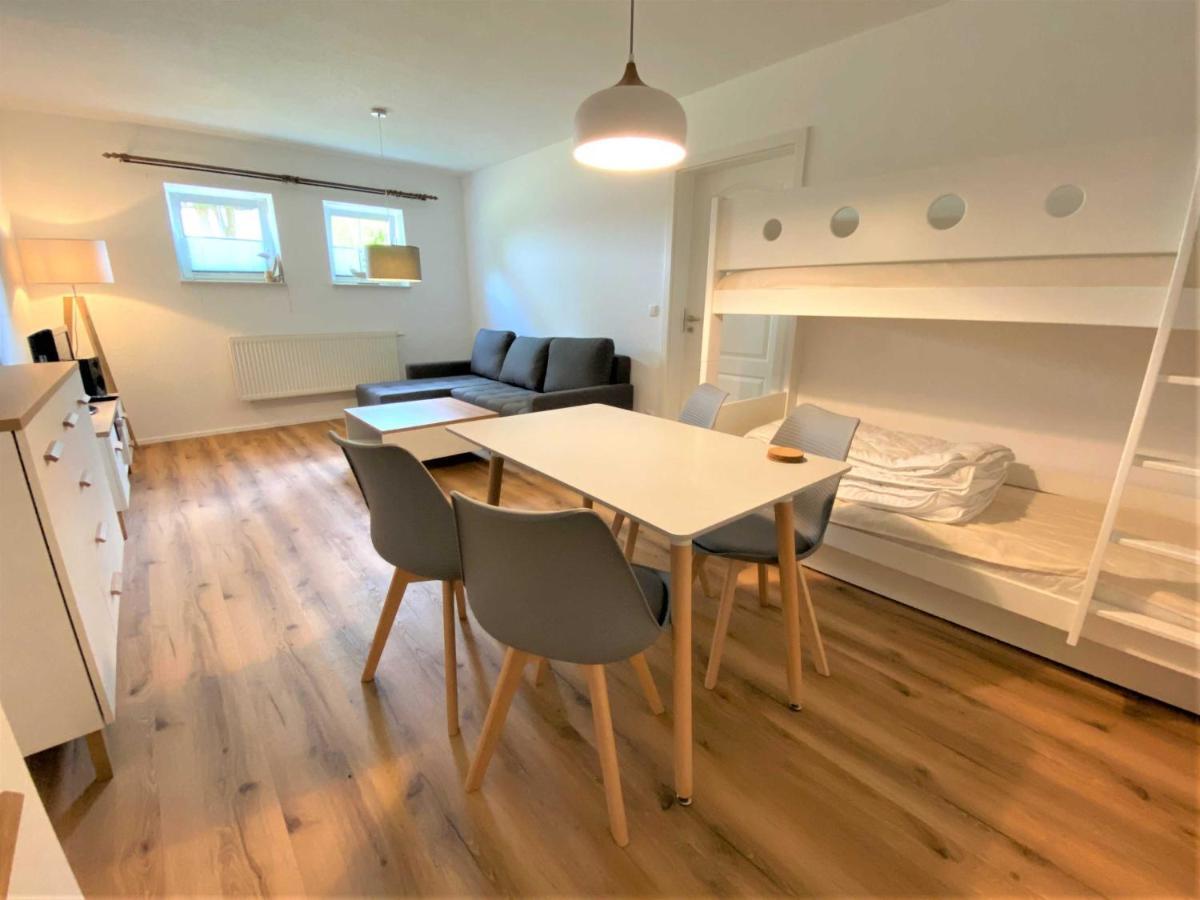 Ferienhaus Ruegenliebe 01 ビンツ エクステリア 写真